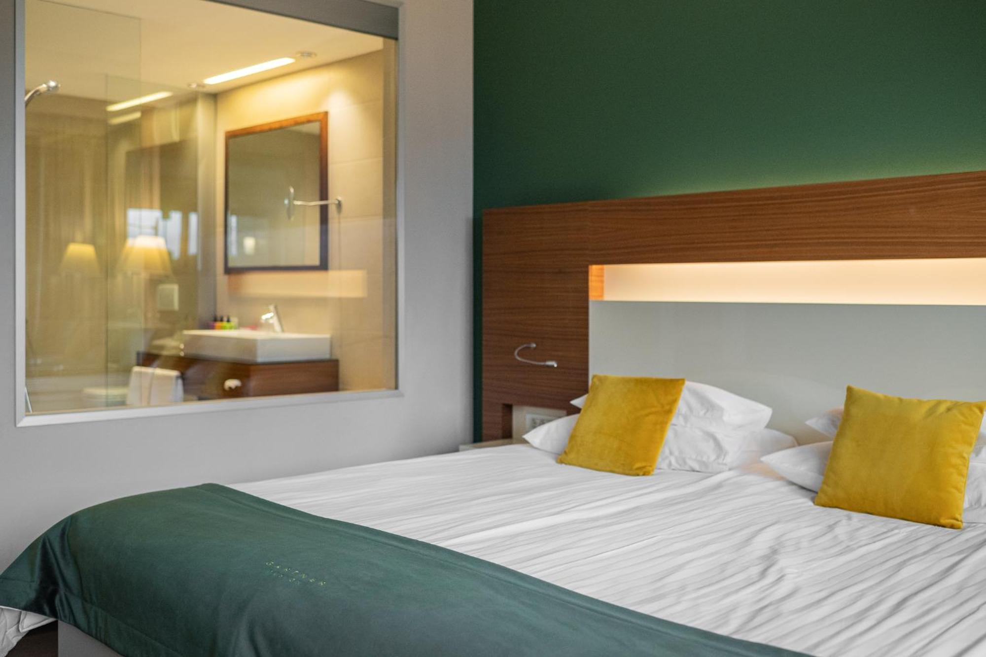 Hotel Gartner Tirolo Ngoại thất bức ảnh