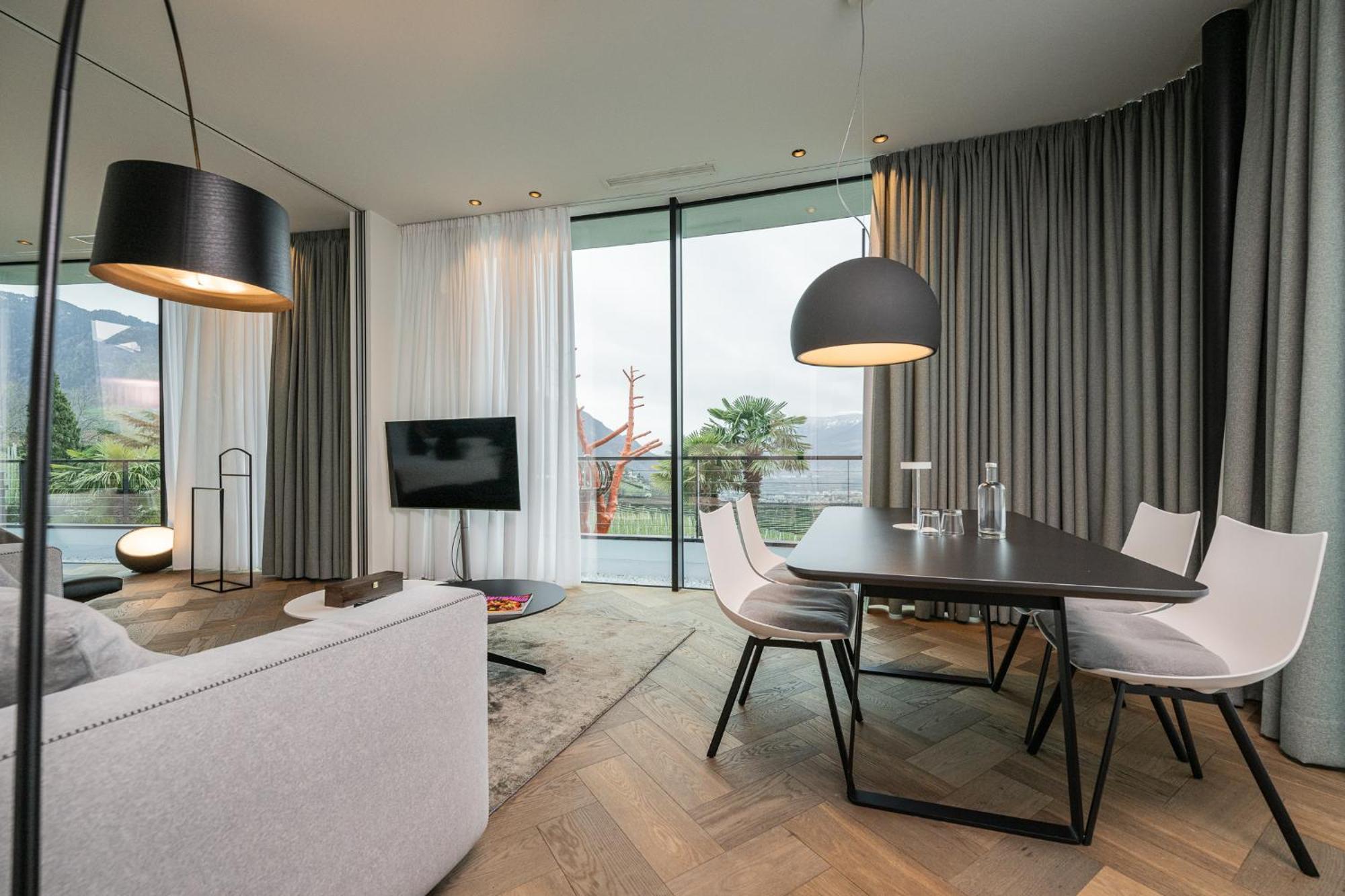 Hotel Gartner Tirolo Ngoại thất bức ảnh